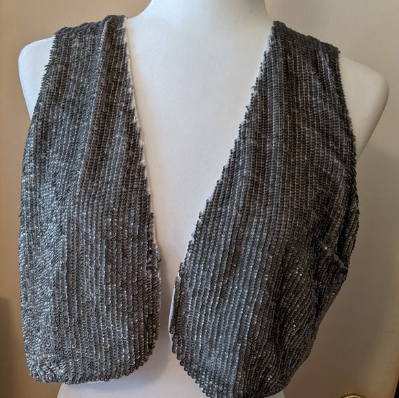 Guess Vintage Vest - Picture 8 of 12